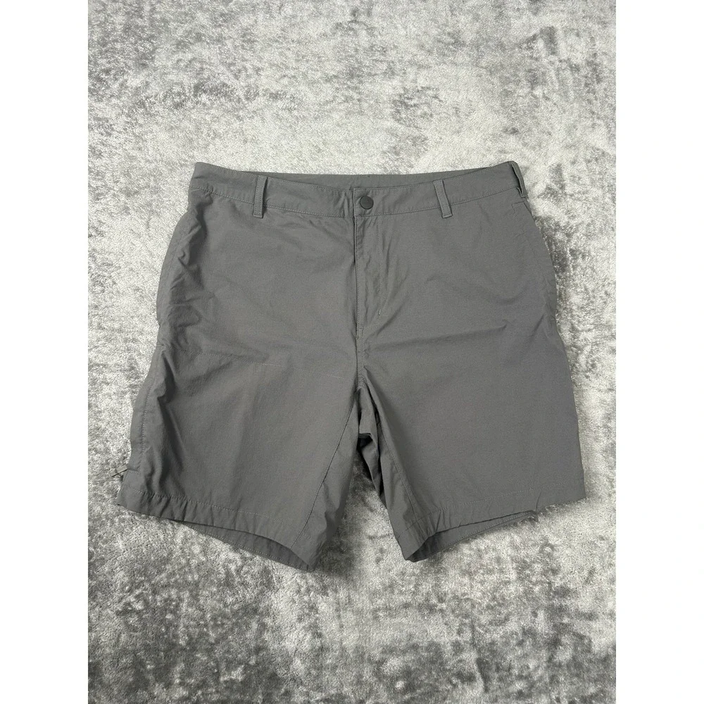 The North Face Men's Flat Front Short 2 Nylon Hiking  Lightweight Gray Mens 36